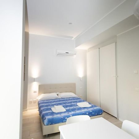 Monviso Modern - Exclusive Apartment Milano Exterior foto